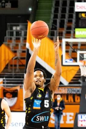 Barry Brown Jr MHP Riesen Ludwigsburg 05 , free throw GER, Ratiopharm Ulm vs MHP Riesen Ludwigsburg, easycredit 1 Bundesliga Basketball, 24 match day, season 2020 21, 20 03 2021 Ratiopharm Ulm vs MHP Riesen Ludwigsburg, 1 Basketball Bundesliga New Ulm. Copyright: xEibner-Pressefoto RogerxBuerkex EP_EER