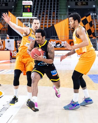 Barry Brown Jr MHP Riesen Ludwigsburg 05 GER, Ratiopharm Ulm vs MHP Riesen Ludwigsburg, easycredit 1 Bundesliga Basketball, 24 match day, season 2020 21, 20 03 2021 Ratiopharm Ulm vs MHP Riesen Ludwigsburg, 1 Basketball Bundesliga New Ulm. Copyright: xEibner-Pressefoto RogerxBuerkex EP_EER