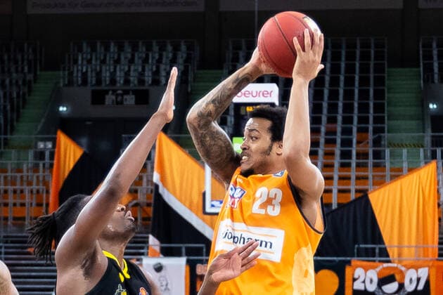 Troy Caupain Ratiopharm Ulm 23 GER, Ratiopharm Ulm vs MHP Riesen Ludwigsburg, easycredit 1 Bundesliga Basketball, 24 matchday, season 2020 21, 20 03 2021 Ratiopharm Ulm vs MHP Riesen Ludwigsburg, 1 Basketball Bundesliga New Ulm. Copyright: xEibner-Pressefoto RogerxBuerkex EP_EER