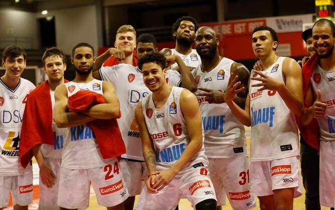 20 03 2021, Basketball, BBL 2020 2021, 24 matchday, JobStairs GIESSEN 46ers s Oliver Wuerzburg, GER, Giessen, Sporthalle Giessen Ost, picture jubilation after victory over Giessen Copyright: HMBxMedia xHeikoxBecker