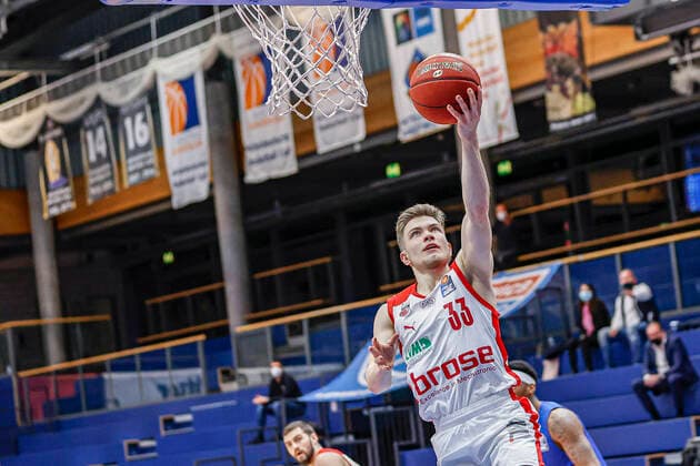 Center Bennet Hundt Brose Bamberg, 33 MBC Mitteldeutscher BC Brose Bamberg, easyCredit Basketball Bundesliga, Saison 2020 2021, 24 Spieltag, Weißenfels, Germany, 20 03 2021, Copyright: DanielxLöb