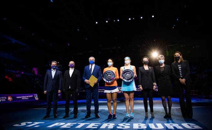 Mandatory Credit: Photo by Rob Prange Shutterstock (11803322f) Nadija Kichenok of Ukraine & Raluca Olaru of Romania and Sabrina Santamaria & Kaitlyn Christian during the trophy ceremony after the doubles final of the 2021 St. Petersburg Ladies Trophy WTA, Tennis Damen 500 tournament WTA St Petersburg Ladies Trophy, Tennis, St Petersburg, Russia - 21 Mar 2021 WTA St Petersburg Ladies Trophy, Tennis, St Petersburg, Russia - 21 Mar 2021  Copyright: xRobxPrange Shutterstockx 11803322f