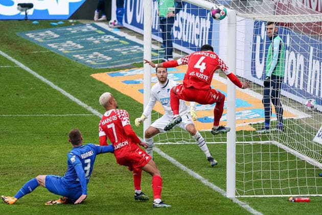 Sport Themen der Woche KW11 Sport Bilder des Tages v.li.: Pavel Kaderabek (Hoffenheim, 3), Robin Kwamina Quaison (M05, 7), Oliver Baumann (Torwart, Hoffenheim, 1), Jeremiah St. Juste (M05, 4), Torchance, Aktion, Action, Spielszene, im Strafraum, Strafraumszene, 21.03.2021, Sinsheim (Deutschland), Fussball, Bundesliga, TSG 1899 Hoffenheim - 1. FSV Mainz 05, DFB DFL REGULATIONS PROHIBIT ANY USE OF PHOTOGRAPHS AS IMAGE SEQUENCES AND OR QUASI-VIDEO. *** v li Pavel Kaderabek Hoffenheim, 3 , Robin Kwamina Quaison M05, 7 , Oliver Baumann goalkeeper, Hoffenheim, 1 , Jeremiah St Juste M05, 4 , goal chance, action, game scene, in penalty area, penalty area scene, 21 03 2021, Sinsheim Germany , Football, Bundesliga, TSG 1899 Hoffenheim 1 FSV Mainz 05, DFB DFL REGULATES PROHIBIT ANY USE OF PHOTOGRAPHS AS IMAGE SEQUENCES AND OR QUASI VIDEO xozx