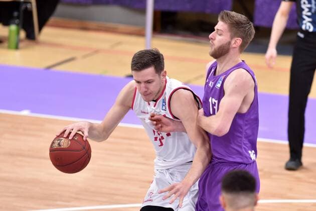 Strahinja Micovic (Baskets Bonn) (am Ball) und Mathis Moenninghoff (BG Goettingen) , Basketball, Bundesliga, BBL, BG Goettingen - Telekom Baskets Bonn, 21.03.2021, BG Goettingen - Telekom Baskets Bonn , Basketball, Bundesliga, GER, BBL, 21.03.2021 Goettingen Copyright: xEibner-Pressefotox-xRolandxSippelx