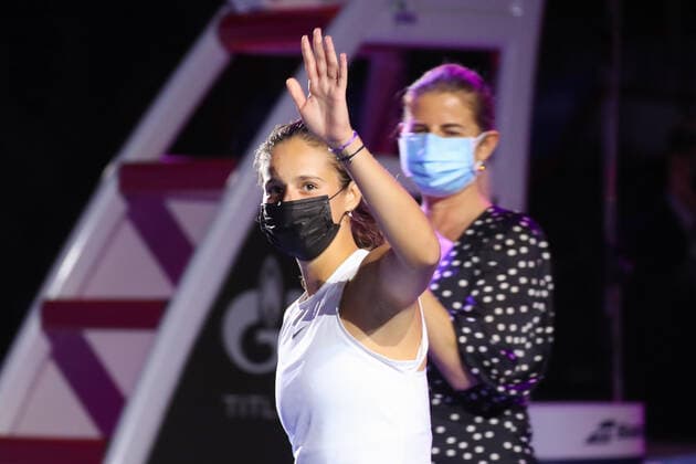 ST PETERSBURG, RUSSIA â€“ MARCH 21, 2019: Russian athlete Daria Kasatkina waves during the victory ceremony as she celebrates winning her 2021 WTA, Tennis Damen Premier St Petersburg Ladies Trophy final match against Margarita Gasparyan at Sibur Arena. Peter Kovalev TASS  TS0FA097