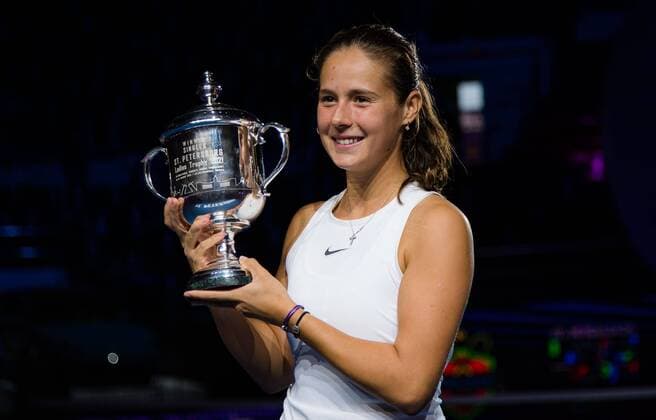 Mandatory Credit: Photo by Rob Prange Shutterstock (11803322aj) Daria Kasatkina of Russia with the champions trophy after winning the final of the 2021 St. Petersburg Ladies Trophy WTA, Tennis Damen 500 tournament WTA St Petersburg Ladies Trophy, Tennis, St Petersburg, Russia - 21 Mar 2021 WTA St Petersburg Ladies Trophy, Tennis, St Petersburg, Russia - 21 Mar 2021  Copyright: xRobxPrange Shutterstockx 11803322aj
