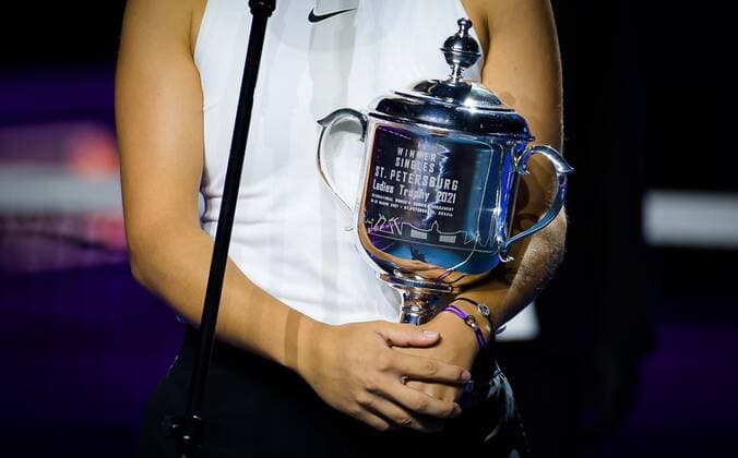 Mandatory Credit: Photo by Rob Prange Shutterstock (11803322as) Daria Kasatkina of Russia with the champions trophy after winning the final of the 2021 St. Petersburg Ladies Trophy WTA, Tennis Damen 500 tournament WTA St Petersburg Ladies Trophy, Tennis, St Petersburg, Russia - 21 Mar 2021 WTA St Petersburg Ladies Trophy, Tennis, St Petersburg, Russia - 21 Mar 2021  Copyright: xRobxPrange Shutterstockx 11803322as