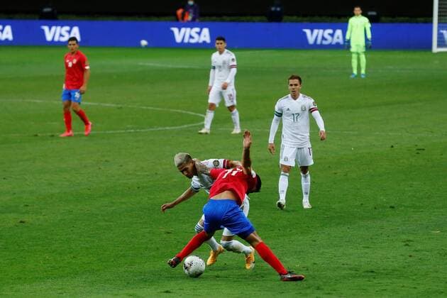 GUADALAJARA (MEXICO), 03 21 2021.- Luis Díaz (r) of Costa Rica disputes the ball with Uriel Antuna (l) of Mexico during a match of the CONCACAF Men s Olympic Qualifying tournament soccer, at Akron Stadium, in Guadalajara, Jalisco, Mexico, 21 March 2021. EFE Francisco Guasco Costa Rica - Mexico !ACHTUNG: NUR REDAKTIONELLE NUTZUNG!  Copyright: xFranciscoxGuascox AME4433 20210322-637519843662491123