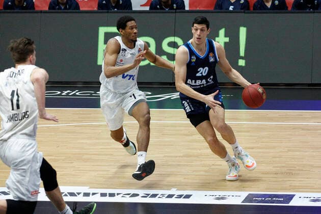 BBL easyCredit Basketball Bundesliga Season 2020 2021 8 Matchday on Tuesday, 23 March 2021 at edel optics de Arena in Hamburg Hamburg Towers Alba Berlin v l Kameron Taylor Towers , Simone Fontecchio Berlin Hamburg Towers Alba Berlin