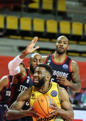 Keith Langford 5 and Bonzie Colson 50 SIG Strasbourg vs AEK Basketball Champions League BASKETBALL : SIG Strasbourg vs AEK Athenes - 23 03 2021 ElyxandroCEGARRA PANORAMIC 