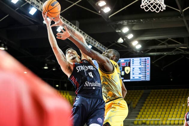 Leo Cavaliere 4 SIG Strasbourg vs AEK Basketball Champions League BASKETBALL : SIG Strasbourg vs AEK Athenes - 23 03 2021 ElyxandroCEGARRA PANORAMIC 