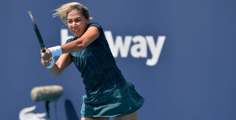 March 23, 2021, Miami Gardens, Florida, United States Of America: MIAMI GARDENS, FL - MARCH 23: Zarina Diyas seen playing on day 2 of the Miami Open on March 23, 2021 at Hard Rock Stadium in Miami Gardens, Florida. ...People: Zarina Diyas Miami Gardens United States Of America - ZUMAs214 20210323_zda_s214_081 Copyright: xSMGx