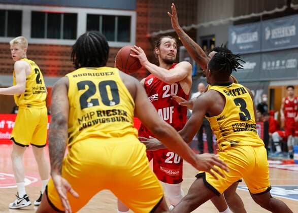 23 03 2021, Basketball, BBL 2020 2021, 19 matchday, s Oliver Wuerzburg MHP RIESEN Ludwigsburg, GER, Wuerzburg, s Oliver Arena Picture from left Desi Rodriguez MHP RIESEN , Julian Albus s Oliver Wuerzburg , Barry Brown Jr MHP RIESEN and Jaleen Smith MHP RIESEN Copyright: HMBxMedia xHeikoxBecker