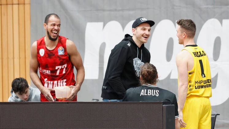 23 03 2021, Basketball, BBL 2020 2021, 19 Matchday, s Oliver Wuerzburg MHP RIESEN Ludwigsburg, GER, Wuerzburg, s Oliver Arena Picture from left Julius Boehmer s Oliver Wuerzburg , Alex King s Oliver Wuerzburg , Felix Hoffmann s Oliver Wuerzburg , Julian Albus s Oliver Wuerzburg und Jordan Hulls MHP RIESEN Copyright: HMBxMedia xHeikoxBecker
