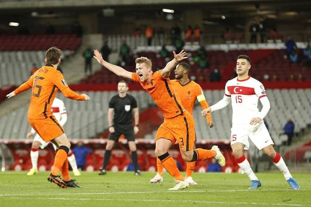 ISTANBUL, 24-03-2021, Ataturk Olympic Stadium. European Qualifiers Group G for the FIFA World Cup, WM, Weltmeisterschaft, Fussball 2022. Turkey - Netherlands. Netherlands player Matthijs de Ligt claims a goal Turkey - Netherlands  x11217294x Copyright: