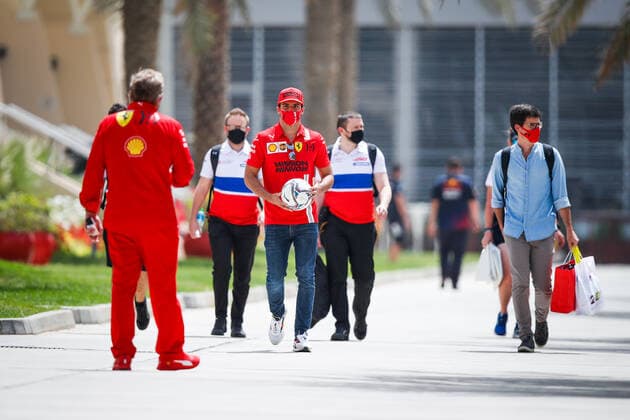SAINZ Carlos (spa), Scuderia Ferrari SF21, portrait during Formula 1 Gulf Air Bahrain Grand Prix 2021 from March 26 to 28, 2021 on the Bahrain International Circuit, in Sakhir, Bahrain - Photo Florent Gooden DPPI LiveMedia Editorial Usage Only  Copyright: xLiveMedia DPPI FlorentxGoodenx xIPAx