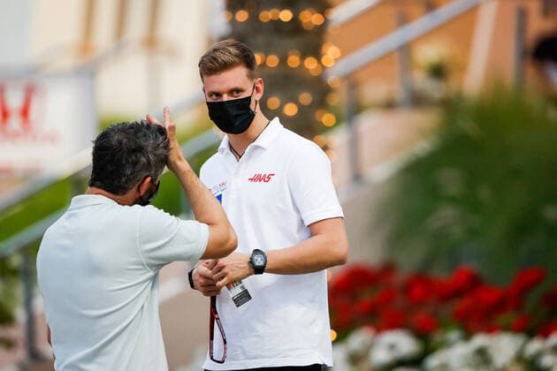 SCHUMACHER Mick (ger), Haas F1 Team VF-21 Ferrari, portrait during Formula 1 Gulf Air Bahrain Grand Prix 2021 from March 26 to 28, 2021 on the Bahrain International Circuit, in Sakhir, Bahrain FORMULE 1 : Grand prix du Bahrein - Sakhir - Preparation - 25 03 2021 DPPI Panoramic 