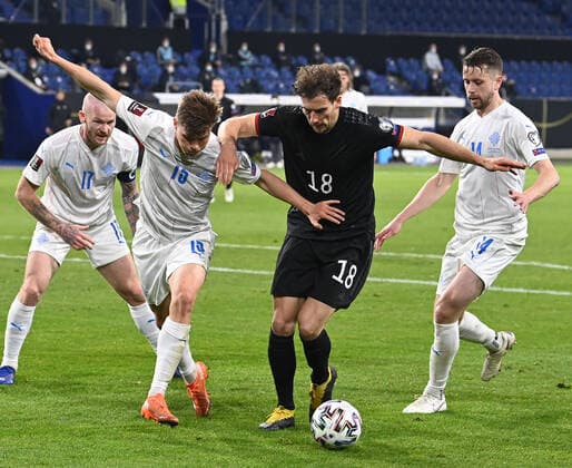 Football, men, 2020 21 season, World Cup qualifying group J, 1 matchday in Duisburg, Germany Iceland, v l Aron Gunnarsson Iceland , Alfons Sampsted Iceland , Leon Goretzka Germany , Kari Arnason Iceland , 25 03 2021, Copyright: xMatthiasxKochx