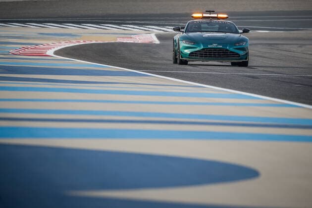 safety car, during Formula 1 Gulf Air Bahrain Grand Prix 2021 from March 26 to 28, 2021 on the Bahrain International Circuit, in Sakhir, Bahrain FORMULE 1 : Grand prix du Bahrein - Sakhir - Preparation - 25 03 2021 DPPI Panoramic 