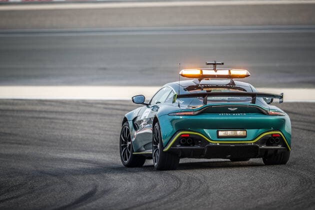 Sport Bilder des Tages safety car, during Formula 1 Gulf Air Bahrain Grand Prix 2021 from March 26 to 28, 2021 on the Bahrain International Circuit, in Sakhir, Bahrain FORMULE 1 : Grand prix du Bahrein - Sakhir - Preparation - 25 03 2021 DPPI Panoramic 