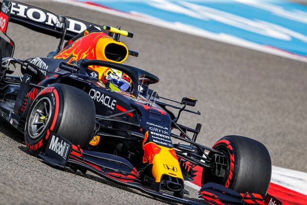 11 PEREZ Sergio (mex), Red Bull Racing Honda RB16B, action during Formula 1 Gulf Air Bahrain Grand Prix 2021 from March 26 to 28, 2021 on the Bahrain International Circuit, in Sakhir, Bahrain - Photo FrŽdŽric Le Floc?h DPPI FORMULE 1 : Grand prix du Bahrein - Sakhir - 26 03 2021 DPPI Panoramic 