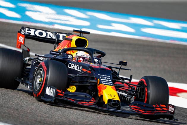 33 VERSTAPPEN Max (nld), Red Bull Racing Honda RB16B, action during Formula 1 Gulf Air Bahrain Grand Prix 2021 from March 26 to 28, 2021 on the Bahrain International Circuit, in Sakhir, Bahrain - Photo FrŽdŽric Le Floc?h DPPI FORMULE 1 : Grand prix du Bahrein - Sakhir - 26 03 2021 DPPI Panoramic 