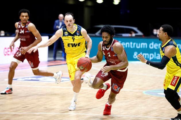 26 03 2021, easyCredit Basketball Bundesliga, BBL, season 2020 2021, men, Chemnitz Niners EWE Basket Oldenburg Terrell Harris, Niners Chemnitz Chemnitz Fair Chemnitz Saxony Germany