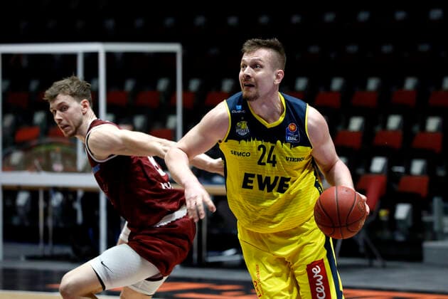 26 03 2021, easyCredit Basketball Bundesliga, BBL, season 2020 2021, men, Chemnitz Niners EWE Basket Oldenburg Rasid Mahalbasic, EWE Baskets Oldenburg Chemnitz Fair Chemnitz Saxony Germany