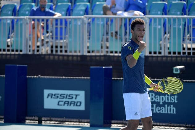 March 26, 2021, Miami Gardens, Florida, United States Of America: MIAMI GARDENS, FLORIDA - MARCH 26: Felix Auger-Aliassime of Canada defeats Pierre-Hugues Herbert of France on Day 5 of the 2021 Miami Open on March 26, 2021 in Miami Gardens, Florida...People: Felix Auger-Aliassime Miami Gardens United States Of America - ZUMAs214 20210326_zda_s214_165 Copyright: xSMGx