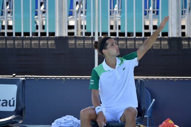 March 26, 2021, Miami Gardens, Florida, United States Of America: MIAMI GARDENS, FLORIDA - MARCH 26: Felix Auger-Aliassime of Canada defeats Pierre-Hugues Herbert of France on Day 5 of the 2021 Miami Open on March 26, 2021 in Miami Gardens, Florida...People: Pierre-Hugues Herbert Miami Gardens United States Of America - ZUMAs214 20210326_zda_s214_213 Copyright: xSMGx
