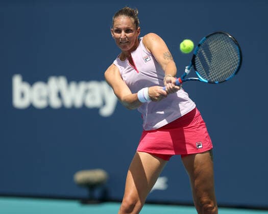March 26, 2021, Miami Gardens, Florida, United States Of America: MIAMI GARDENS, FLORIDA - MARCH 26: Karolina Pliskova on Day 5 of the 2021 Miami Open on March 26, 2021 in Miami Gardens, Florida...People: Karolina Pliskova Miami Gardens United States Of America - ZUMAs214 20210326_zda_s214_270 Copyright: xSMGx