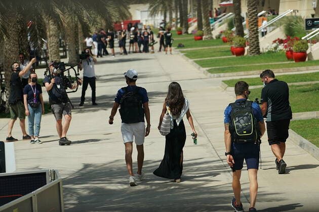 Formula 1 Gulf Air Bahrain Grand Prix 2021 27 03 2021, Bahrain International Circuit, Sakhir, Formula 1 Gulf Air Bahrain Grand Prix 2021 ,in picture George Russel GBR 63 , Williams Racing with girlfriend nordphotoxGmbHx xBratic nph00250