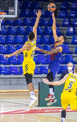 Euroliga F C Barcelona Alba Berlin Temporada Regular 2020 21 Ronda 31 FC BARCELONA ALBA BERLÃN 26 DE MARZO DE 2021, HORA LOCAL 21 00 PALAU BLAUGRANA Ãrbitros LATISEVS, OLEGS BISSANG, JOSE KARDUM, LUKA Copyright: xBEAUTIFULxSPORTS Cuadradox