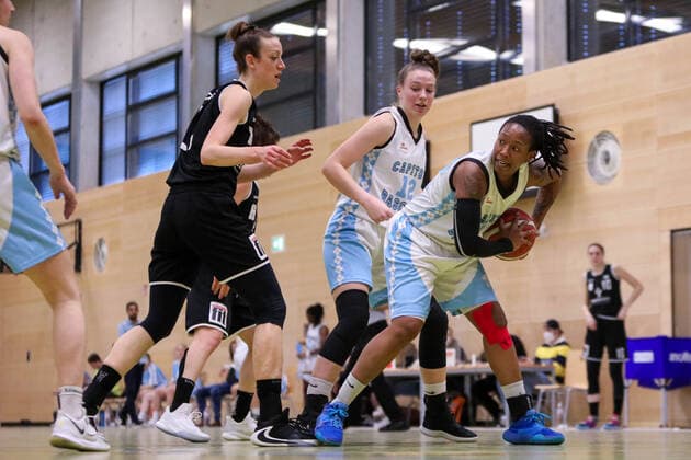 Capitol Bascats Duesseldorf vs TG Neuss Tigers, 27 03 2021 Marquita Lashae Waller 13, Capitol Bascats Duesseldorf , Bente van Beers 12 Capitol Bascats Duesseldorf vs TG Neuss Tigers on 27 03 2021, Duesseldorf Copyright: xBEAUTIFULxSPORTS KennyxBeelex