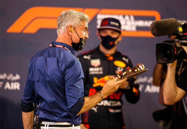 Formula 1, Bahrain GP, David Coulthard gets his birthday cake in the face from Max Verstappen