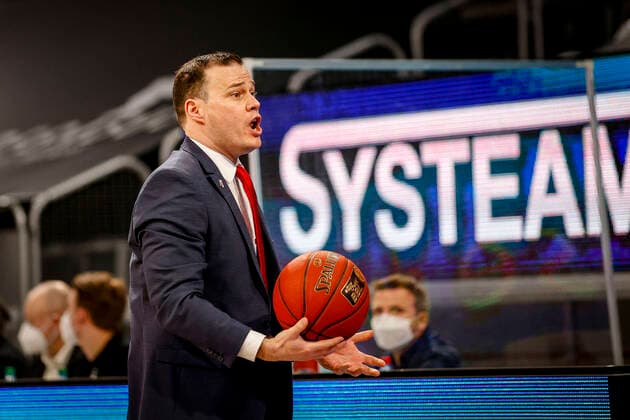 Headcoach Johan Roijakkers Brose Bamberg ratiopharm Ulm easyCredit BBL Basketball Bundesliga Basketball Season 2020 21 25 Matchday, 27 03 2021 Bamberg, Brose Arena Copyright: DanielxLöb