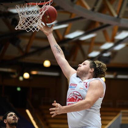 John Bryant Giessen 46ers at the basket, GER, HAKRO Merlins Crailsheim vs JobStairs Giessen 46ers, 27 03 2021, 25 Spieltag easycredit Basketball Bundesliga, Spielzeit 2020 2021 GER, HAKRO Merlins Crailsheim vs JobStairs Giessen 46ers, 27 03 2021, 25 Spieltag easycredit Basketball Bundesliga, Spielzeit 2020 2021 Crailsheim Copyright: xEibnerxPressefoto MichaelxMemmlerx EP_MMR