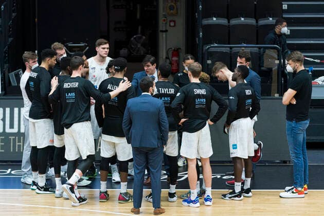 easyCredit Basketball Bundesliga, Hamburg, 27 03 2021 easyCredit Basketball Bundesliga, Hamburg Towers vs FC Bayern Muenchen Basketball, Pedro Calles Head Coach Hamburg Towers Copyright: xBEAUTIFULxSPORTS Mohwinkelx