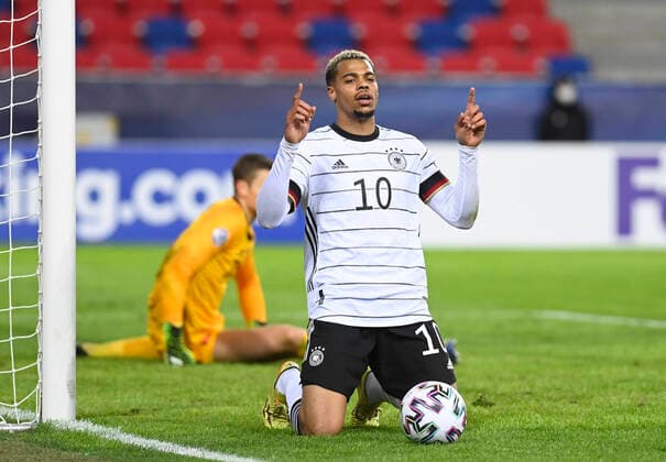 Bilder des Jahres 2021, Sport 03 März Sport Themen der Woche KW12 Sport Bilder des Tages Fussball, Herren, Saison 2020 2021, U 21-EM (Gruppenphase Gruppe A, 2. Spieltag) in Ungarn, Deutschland - Niederlande in Szekesfehervar, Lukas Nmecha U21, U 21 Deutschland), Jubel nach Tor zum 1:1, 27.03. 2021, *** Football, Men, 2020 2021 season, U 21 European Championship group stage group A, 2 match day in Hungary, Germany Netherlands in Szekesfehervar, Lukas Nmecha U21, Germany , cheering after goal to 1 1, 27 03 2021, Copyright: xMatthiasxKochx
