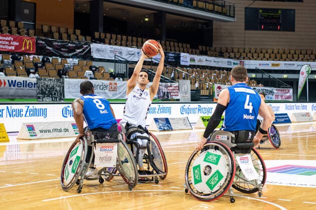 RBBL RSV Lahn Dill BG Baskets Hamburg, 27 03 21 Mojtaba Kamali 24 BG Baskets Hamburg , Brian Bell 8 RSV Lahn Dill , Dominik Mohsler 4 RSV Lahn Dill Rittal Arena, Wetzlar, 27 03 21 Copyright: xBEAUTIFULxSPORTS Roeczeyx