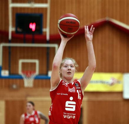 Wasserburg, Badria Halle,28 03 21, playoff quarterfinals, 1 game, basketball, 1 Bundesliga women, TSV 1880 Wasserburg vs Giro Live Panthers Osnabrueck in picture by lFRIEDA BUEHNER Osnabrueck , Copyright: HMBxMediax xHeikoxBecker