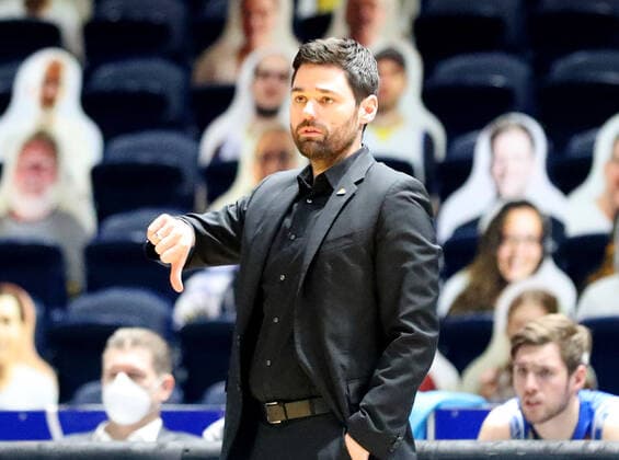 Löwen Braunschweig vs Frankfurt, BBL Braunschweig, 28 03 2021, BASKETBALL easyCredit BBL Basketball Bundesliga, Löwen Braunschweig vs Fraport Skyliners Frankfurt, season 2020 21 head coach Sebastian Gleim Skyliners Frankfurt Braunschweig