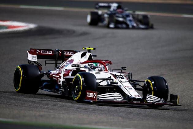 99 GIOVINAZZI Antonio (ita), Alfa Romeo Racing ORLEN C41, action during Formula 1 Gulf Air Bahrain Grand Prix 2021 from March 26 to 28, 2021 on the Bahrain International Circuit, in Sakhir, Bahrain - FORMULE 1 : Grand prix du Bahrein - Sakhir - Course - 28 03 2021 DPPI Panoramic 