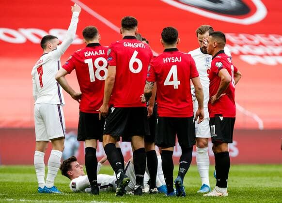 Mandatory Credit: Photo by Nikola Krstic BPI Shutterstock (11832717ce) Mason Mount of England lays injured Albania v England, FIFA World Cup, WM, Weltmeisterschaft, Fussball Qualifying Group I, Football, Arena Kombetare, Tirana, Albania - 28 Mar 2021 Albania v England, FIFA World Cup Qualifying Group I, Football, Arena Kombetare, Tirana, Albania - 28 Mar 2021  Copyright: xNikolaxKrstic BPI Shutterstockx 11832717ce