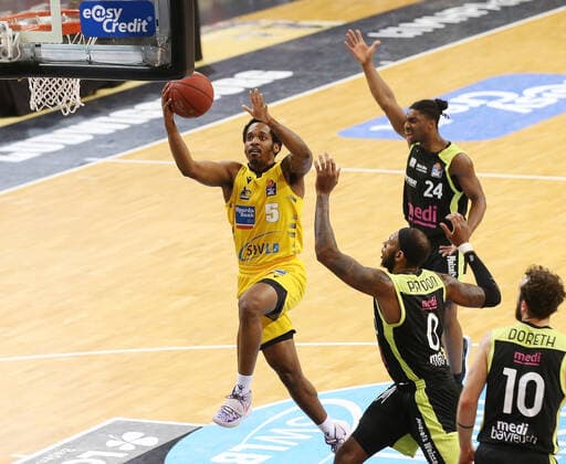 Barry Brown Jr Giants, left MHP Riesen Ludwigsburg vs Medi Bayreuth Basketball Bundesliga 2020 2021 Ludwigsburg , GER, 28 03 2021,