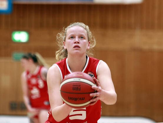 Wasserburg, Badria Halle,28 03 21, playoff quarterfinals, 1 game, basketball, 1 Bundesliga women, TSV 1880 Wasserburg vs Giro Live Panthers Osnabrueck in picture Emma EICHMEYER Osnabrueck , Copyright: HMBxMediax xHeikoxBecker