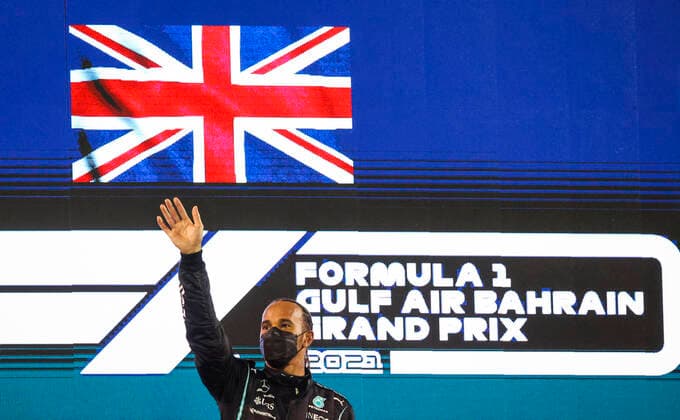 HAMILTON Lewis (gbr), Mercedes AMG F1 GP W12 E Performance, podium during Formula 1 Gulf Air Bahrain Grand Prix 2021 from March 26 to 28, 2021 on the Bahrain International Circuit, in Sakhir, Bahrain - FORMULE 1 : Grand prix du Bahrein - Sakhir - Course - 28 03 2021 DPPI Panoramic 
