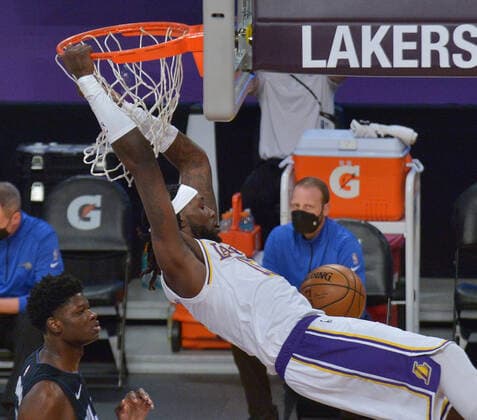 Basketball, NBA, Los Angeles Lakers - Orlando Magic Los Angeles Lakers center Montrezl Harrell jams for two points against the Orlando Magic during the first half at Staples Center in Los Angeles on Sunday, March 28, 2021. The Lakers defeated the Magic 96-93.  LAP2021032814 JIMxRUYMEN