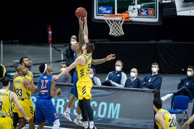 Basketball Berlin 28 03 2021 Season 2020 2021 easyCredit BBL 1 Bundesliga Alba Berlin SYNTAINICS MBC Weißenfels Ben Lammers Alba Berlin, No 50 Block Sergio Kerusch MBC, No 07
