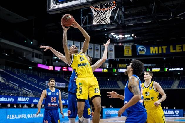 Basketball Berlin 28 03 2021 Season 2020 2021 easyCredit BBL 1 Bundesliga Alba Berlin SYNTAINICS MBC Weißenfels Louis Olinde Alba Berlin, No 19 Philipp Hartwich MBC, No 12